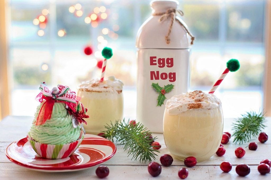 Whiskey And Eggnog — Does It Work? [+Recipes] WhiskeyBon